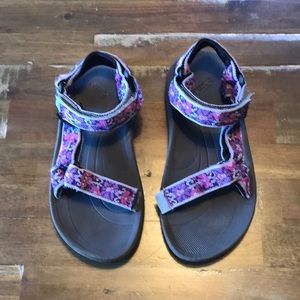 Teva sandals size 2